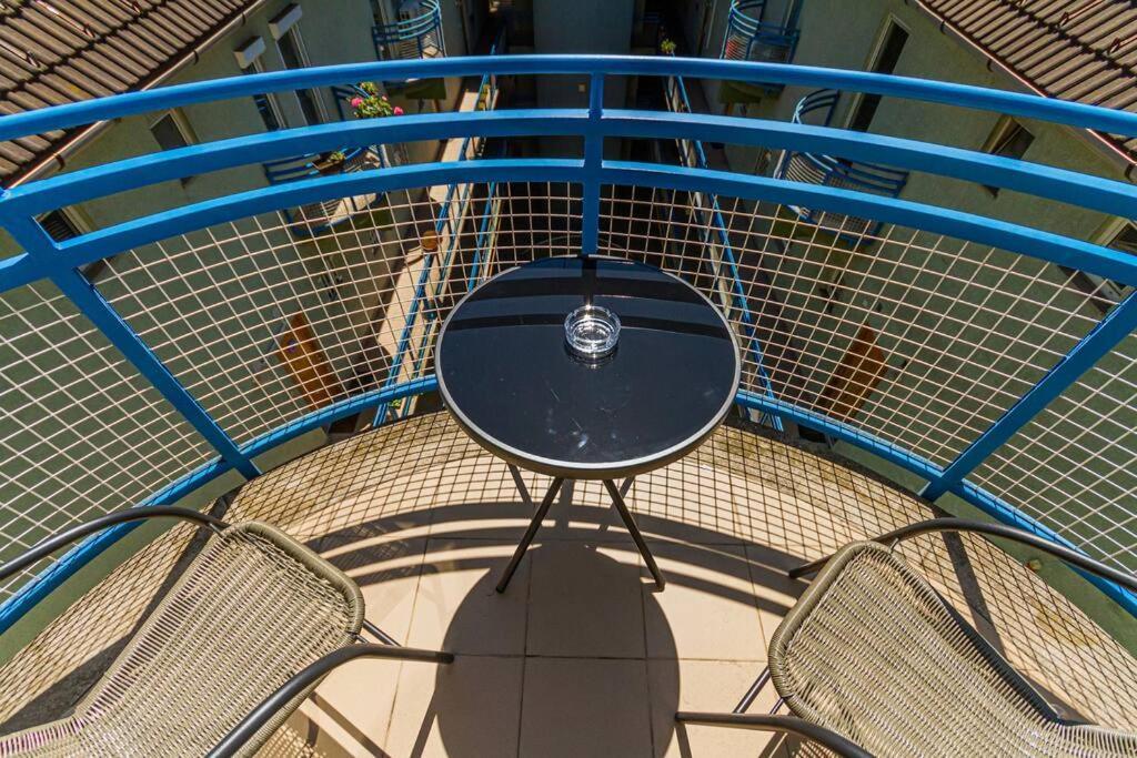 Roomy Apartment 80Sqm At City Center Free Parking Space, Ac & Balcony Budapest Ngoại thất bức ảnh