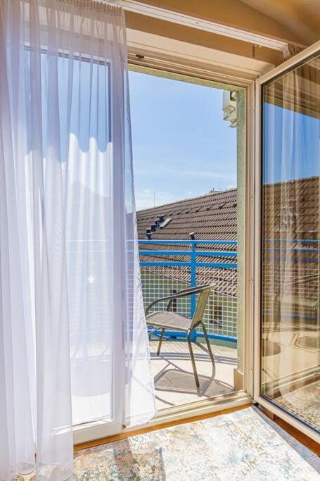 Roomy Apartment 80Sqm At City Center Free Parking Space, Ac & Balcony Budapest Ngoại thất bức ảnh